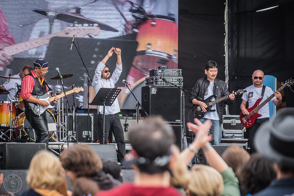 Фото В Новосибирске прошёл рок-фестиваль «Ветер Сибири-2023» 53